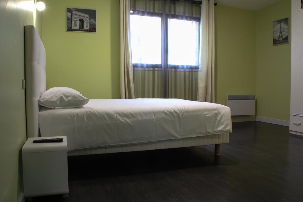 Hotel De France Boulogne-Billancourt Pokój zdjęcie