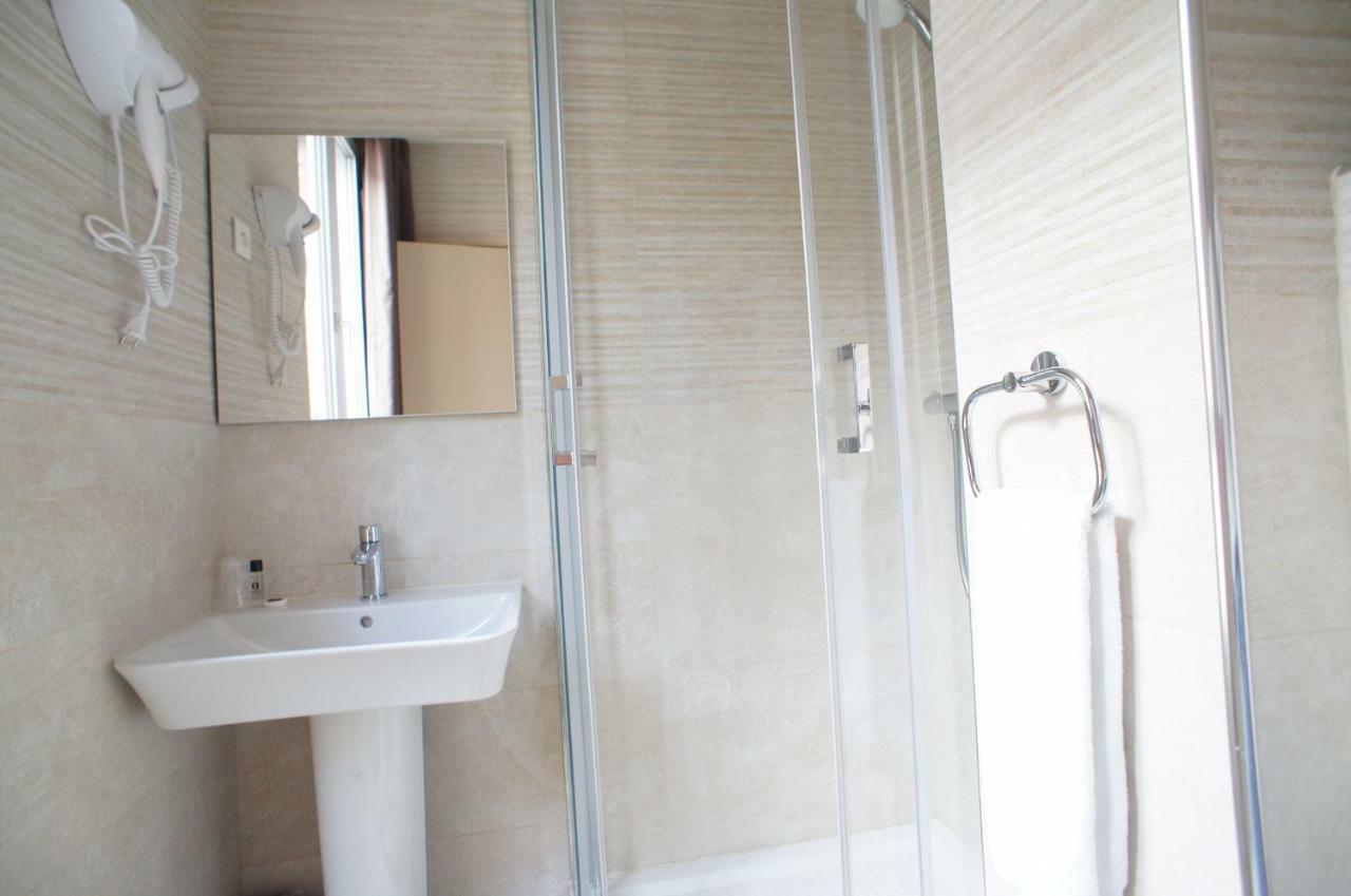 Hotel De France Boulogne-Billancourt Zewnętrze zdjęcie